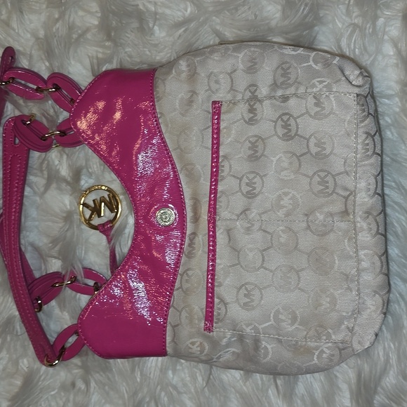 Michael Kors Pink and Tan Woven Shoulder Bag with Braided Straps - Picture 6 of 11